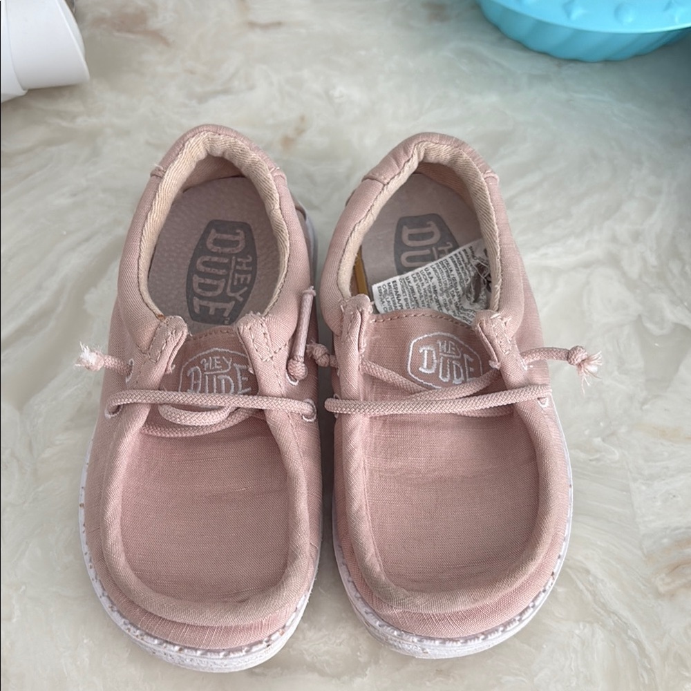 Hey Dude Pink Moccasin Shoes Soft and Flexible